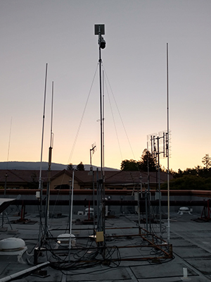 City Hall Antenna Roof Rack
